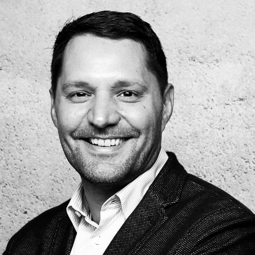Schwarz weiß Portrait von Dozent Oliver Winter